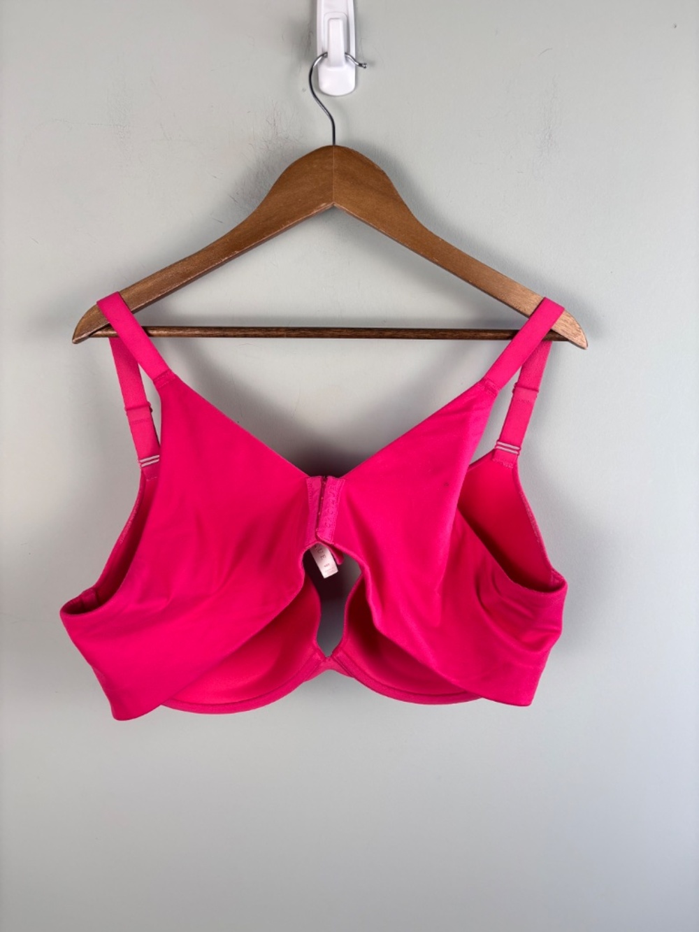 Lane Bryant HOT PINK Back Smoothing Boost Plunge Bra Size 48D - Picture 3 of 4